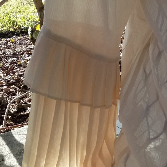 Wax Paper All's Fair-ish Office Vamp Architectural Sleeves Sheer Whimsical Poly - Picture 3 of 5